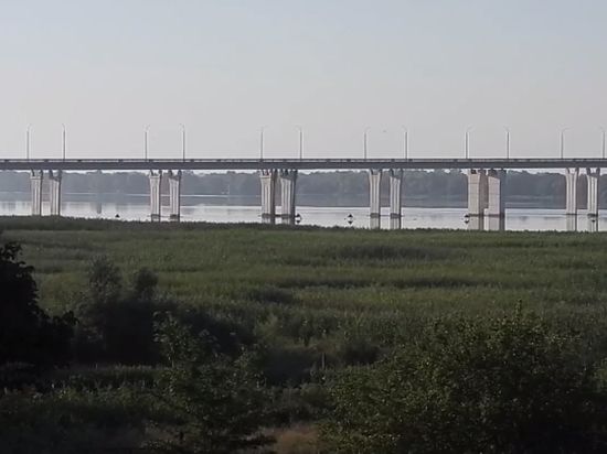 Эксперт Шурыгин рассказал, зачем Киев бьет по мосту через Днепр