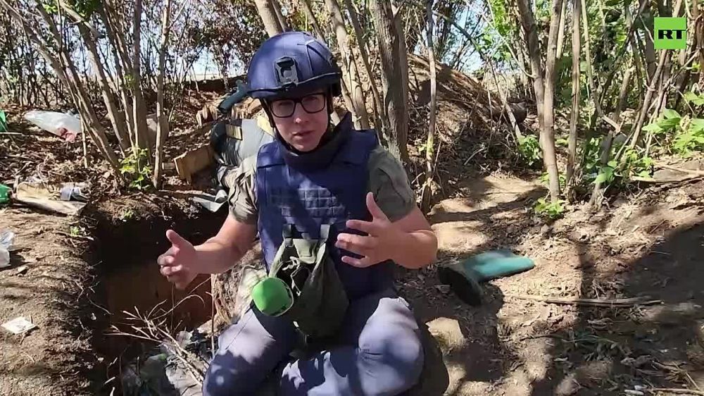 Корр RT Игорь Жданов @zhdanovrt вместе со спецназом Росгвардии оказался на минном поле, усеянном запрещёнными минами «Лепесток»