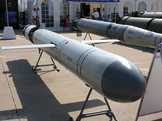 Российские «Калибры» ударили по хранилищу топлива в Днепропетровской области