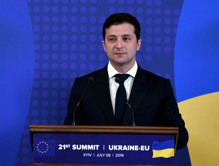 Зеленский: на Украине пропало электричество после серии ракетных ударов