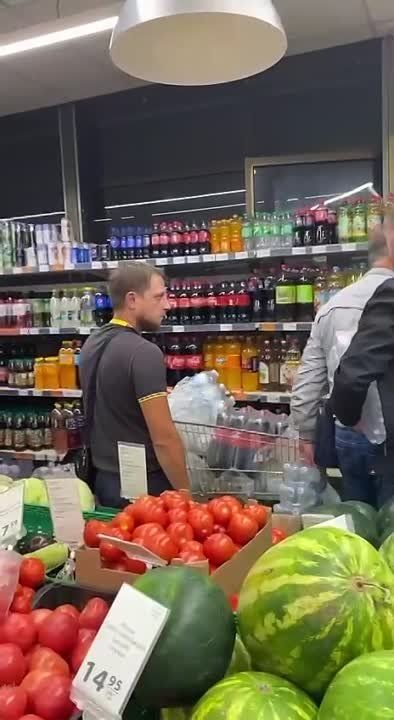 Александр Коц: В Кривом Роге местные бросились скупать в воду