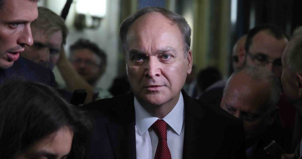 Антонов: США близки к опасной черте из-за заявлений о Донбассе