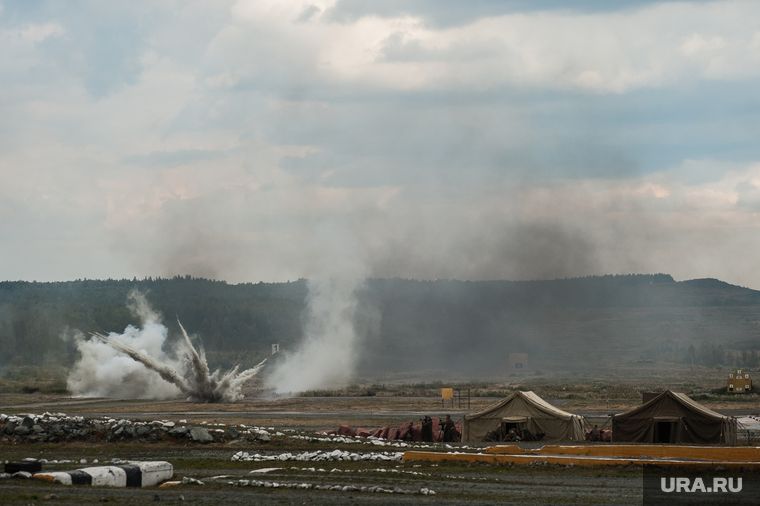 Жители Херсона покидают город, 1,5 млн украинцев лишились света: главное к вечеру 22 октября