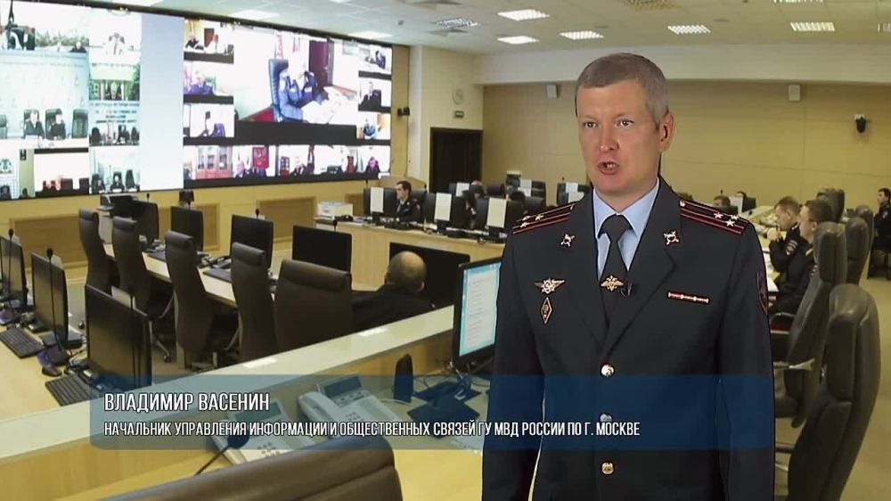 Сотрудники полиции столичного метро задержали мужчину, ударившего пассажира кастетом в грудь