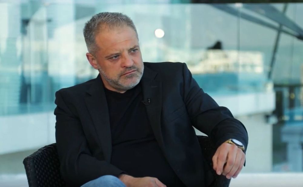 Советник главы Крыма заявил, что войска уходят на левый берег, где последнее время готовили эшелонированные позиции