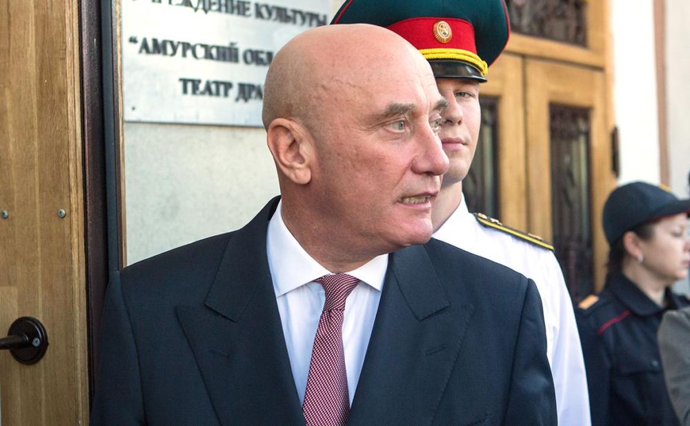 Основателя и бывшего генерального директора золотодобывающей компании Petropavlovsk Павла Масловского по делу о мошенничестве приговорили к 5,5 годам лишения свободы с отбыванием наказания в исправительной колонии общего режима