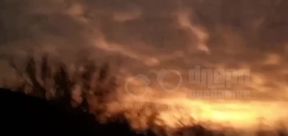 #Слухи. Говорят над Запорожьем и Днепром слышали БПЛА камикадзе. На видео звук пролёта БПЛА над Днепром