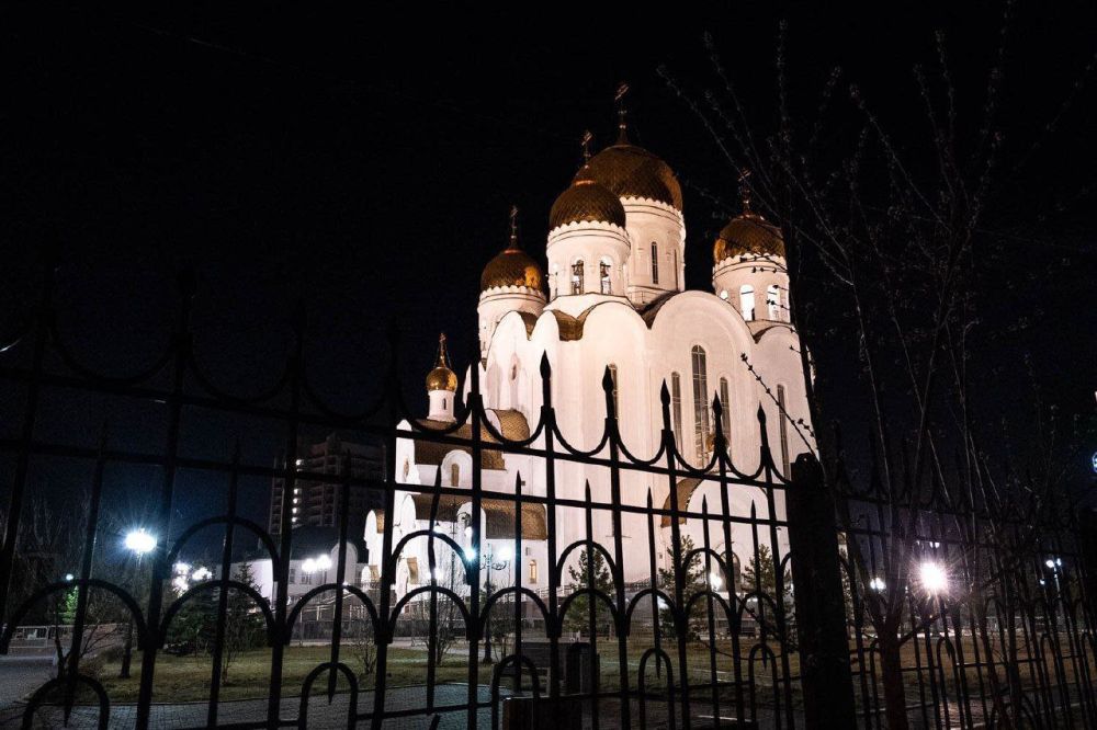 Уже через несколько часов все верующие будут встречать Рождество Христово