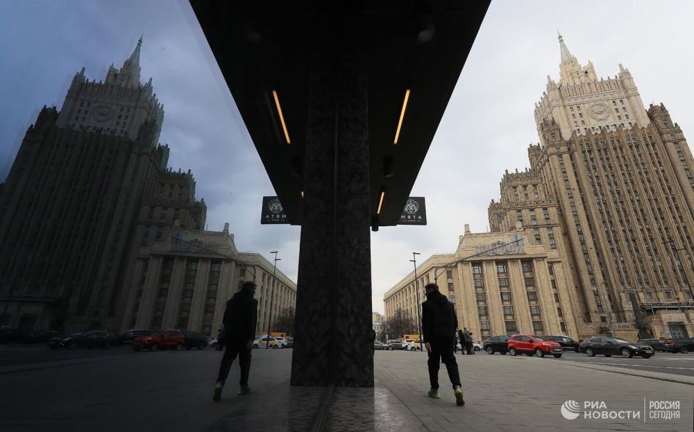 Киев использует взрыв в Днепропетровске для получения оружия, заявили в МИД