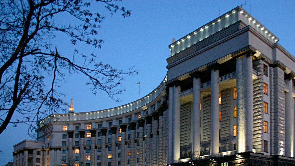 Кабмин Украины одобрил увольнение глав пяти областных администраций