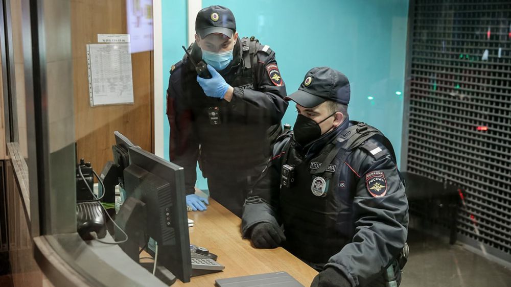 Ирина Волк: Сотрудники УВД на Московском метрополитене задержали одного из участников конфликта в вагоне электропоезда