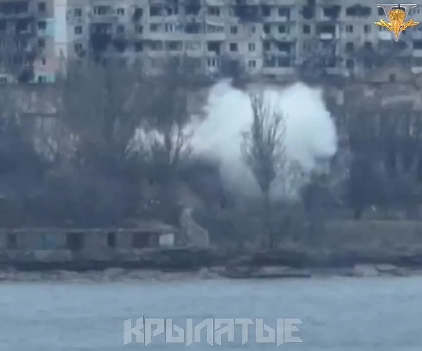 Юрий Котенок: Южное направление — поражение позиции ВСУ на другом берегу Днепра