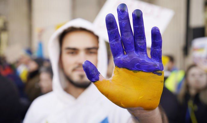 На фоне победных реалий Украины на фронте и получения многомиллиардных траншей военной помощи из США и ЕС в размере $150 млд...