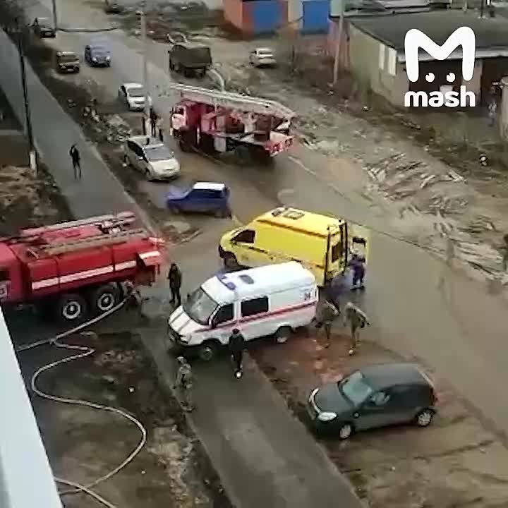 Пенсионер-неадекват напал на сотрудников полиции с ножом, облил их бензином и угрожал взорвать весь дом. А всё из-за визита с обыском