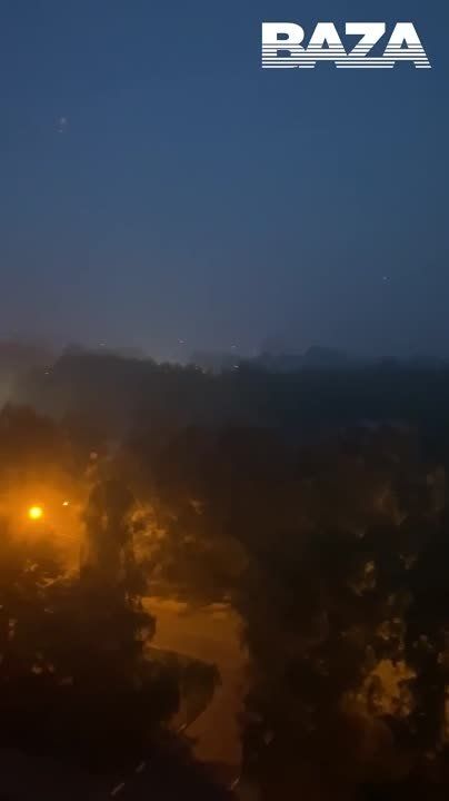 Уже несколько дней жители Новомосковска Тульской области жалуются на дикий запах