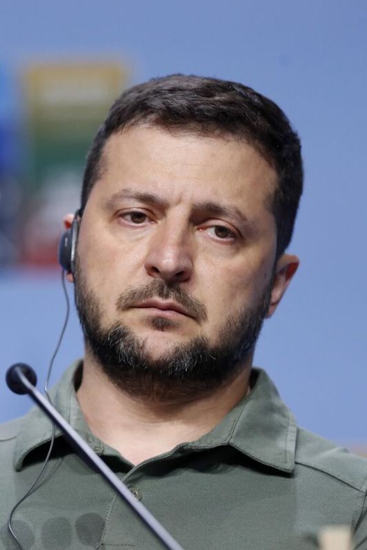 "Позорное отступление". Зеленский получил ужасающее предупреждение о России