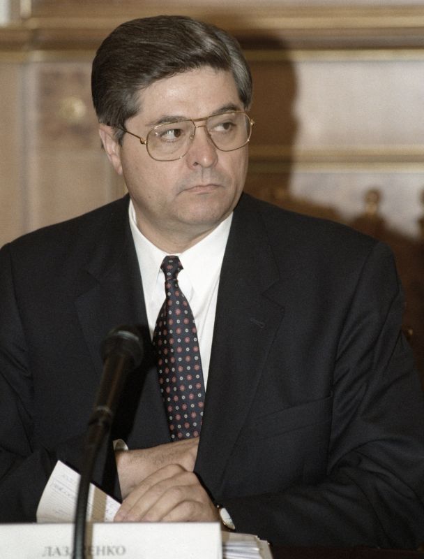 Владимир Зеленский наконец-то начал потрошить своего спонсора Коломойского