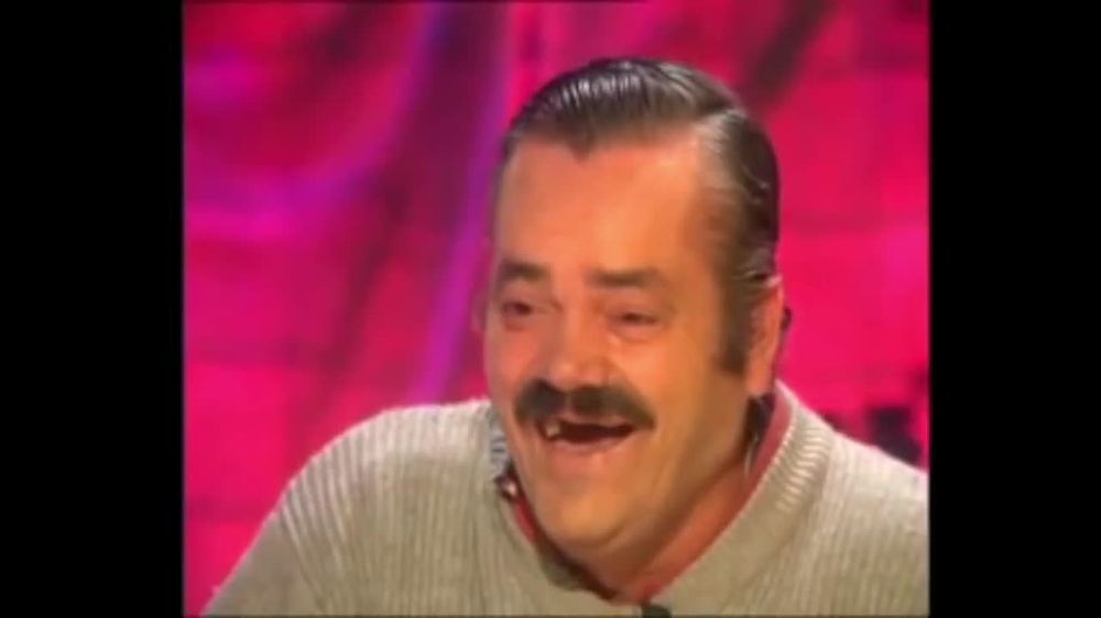 Президент Украины Владимир Зеленский обсудил по телефону с главой Еврокомиссии Урсулой фон дер Ляйен вопросы доступа украинской агропродукции на рынок ЕС