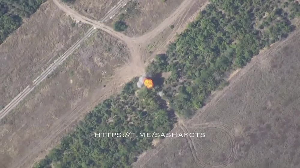 Александр Коц: Эффектный прилет «Ланцета» по гаубице М-777 на правом берегу Днепра