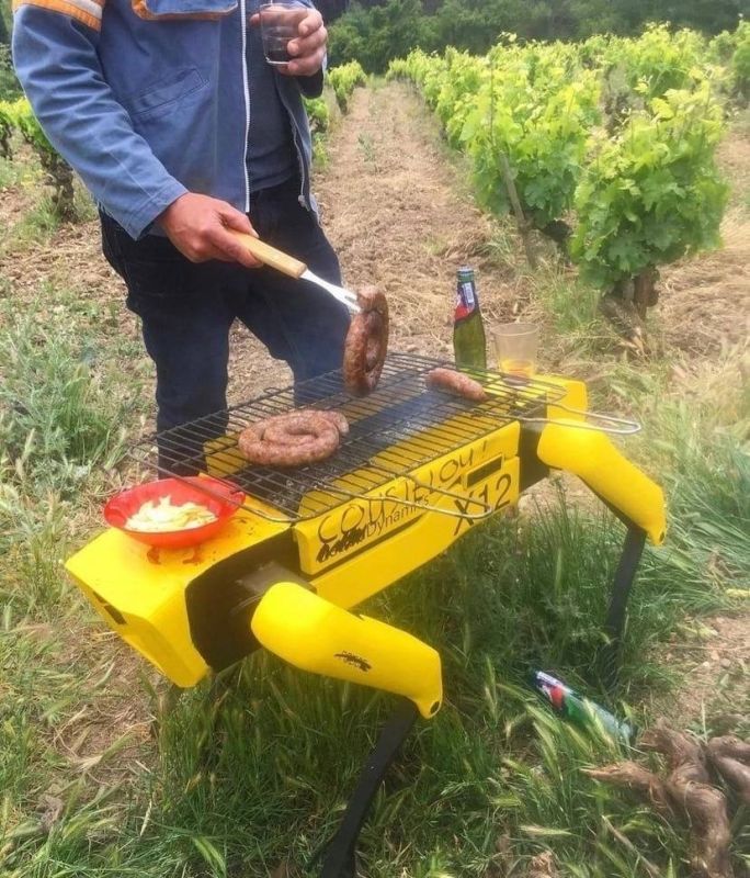 Илон Маск:. "Я считаю, что мы видим здесь самую разрушительную силу в истории. Понимаете, впервые есть что-то, будет...