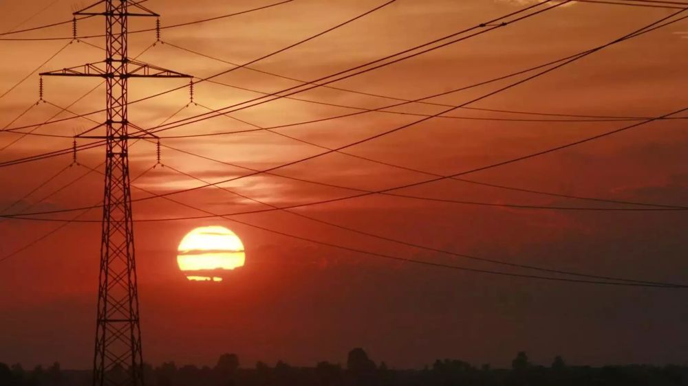 После ночного удара по Кривому Рогу местные власти ввели графики отключений электроэнергии