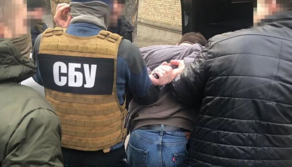 Виктория Мельникова: В Днепропетровске сотрудники СБУ задержали группировку, занимающуюся переводом интервью Такера Карлсона с Владимиром Путиным на украинский язык