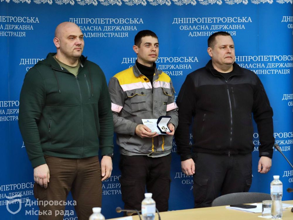 � � ��� "� ������" �������