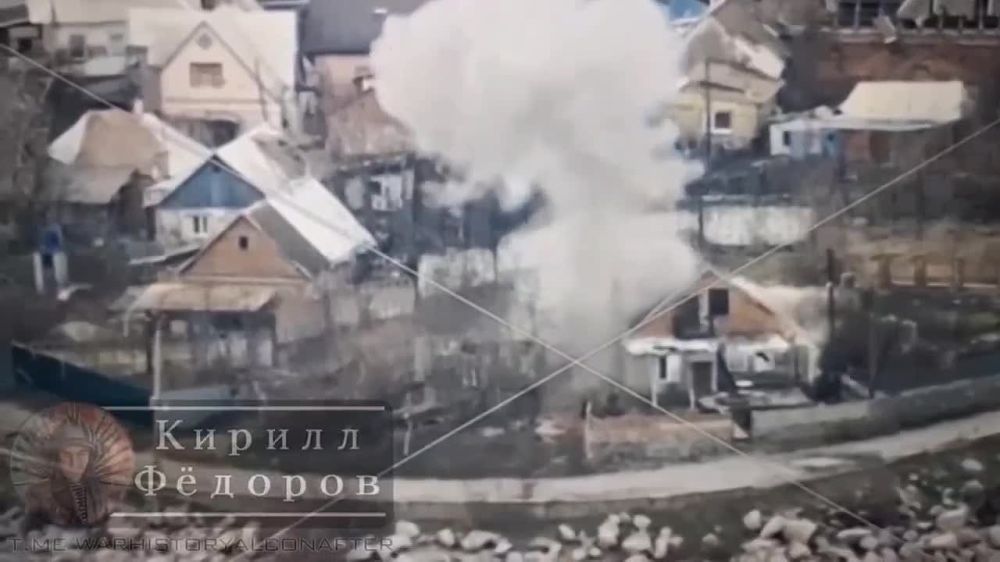 Комплексный подход в уничтожении важных специалистов врага!