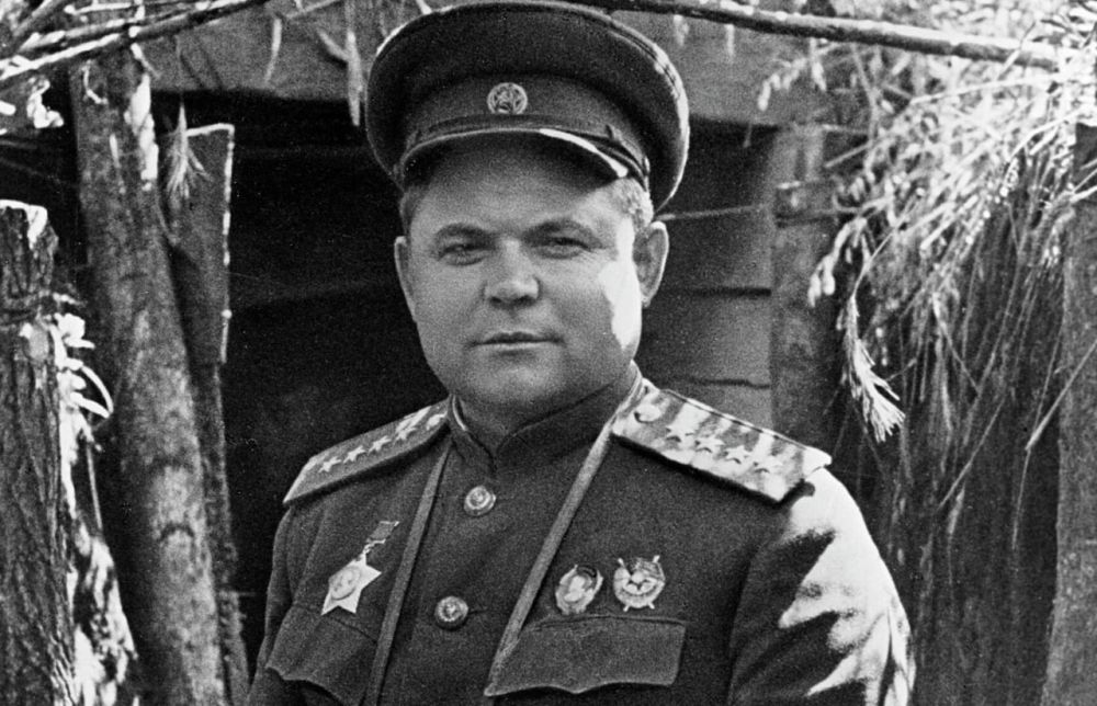 15 апреля 1944 года в киевском военном госпитале скончался от ранения генерал армии Николай Фёдорович Ватутин