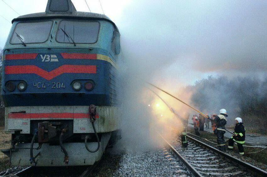 В Днепропетровской области приостановили движение поездов из-за обстрела