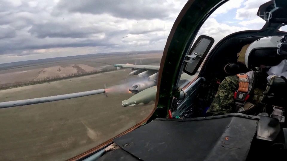 Армия РФ продолжает бить по объектам жизнеобеспечения киевских формирований