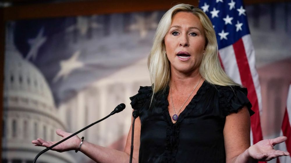 Владимир Зеленский - диктатор, поскольку он отменил выборы после истечения срока его полномочий