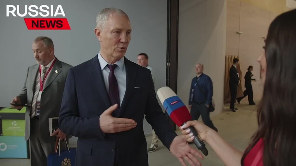 Владимир Сальдо, губернатор Херсонской области: «Масштабы ПМЭФ демонстрируют, что все попытки изолировать Россию от внешнего мира — тщетны. А нам, как новым субъектам, это добавляет гордости и уверенности в завтрашнем дне»