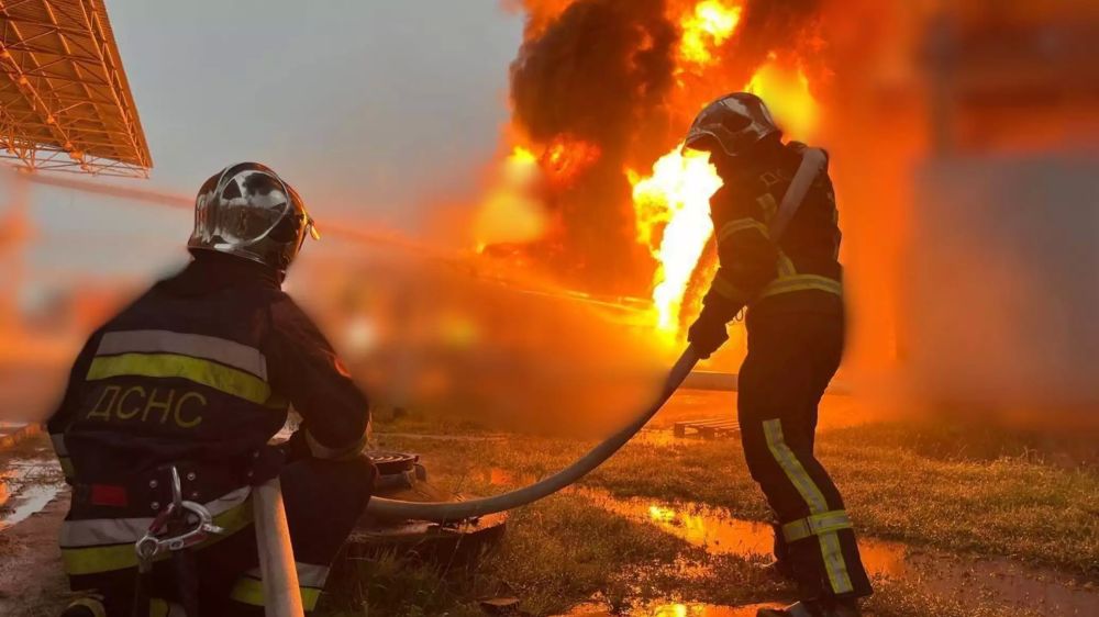 Мощные взрывы прогремели в Днепропетровской, Хмельницкой и Херсонской областях