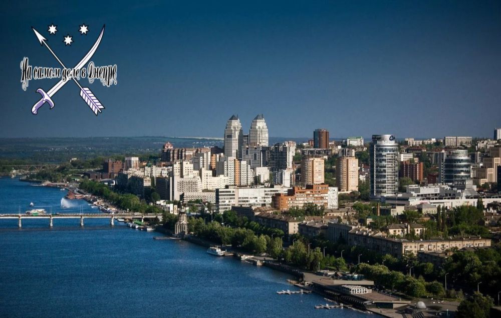 Итоги недели:. Горе-водитель решил сократить путь на Запорожском шоссе