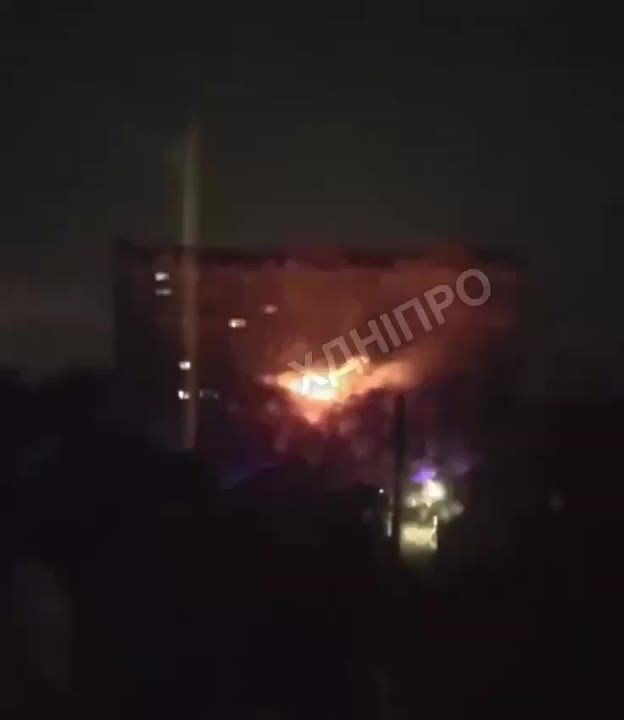 Армен Гаспарян: Русские ракеты поздравляют гауляйтера Днепропетровска с годовщиной Майдана