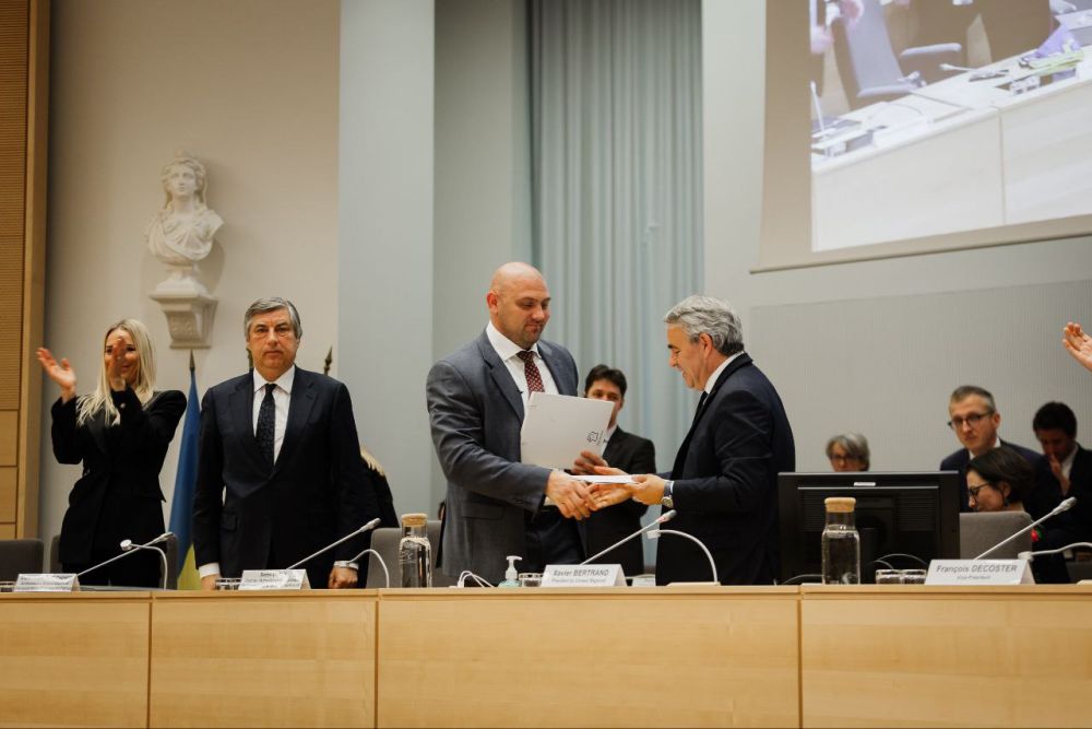 ���� �� ��� � ���� "� ������" ����� ������ ����� ��� �����, �����, � �� ����� �������� ������ ����� ����������� � ����, "������� �������" ������� �� �������