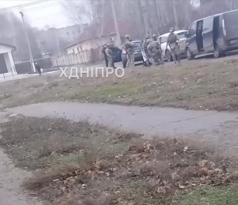 Вчера было задержание в Вольногорске, которое наделало немало шума в местных пабликах