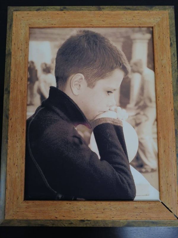 Олег Царёв: Недавно писал, что после одного из эфиров мне написали люди, у которых непонятно как оказались фотографии моих детей в рамках из моего разграбленного дома в Днепропетровске