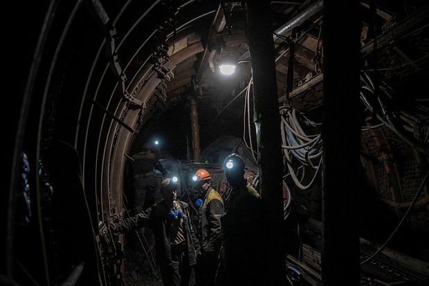 Эксперт Дудчак: Добыча ценных ресурсов на Украине потребует огромных затрат