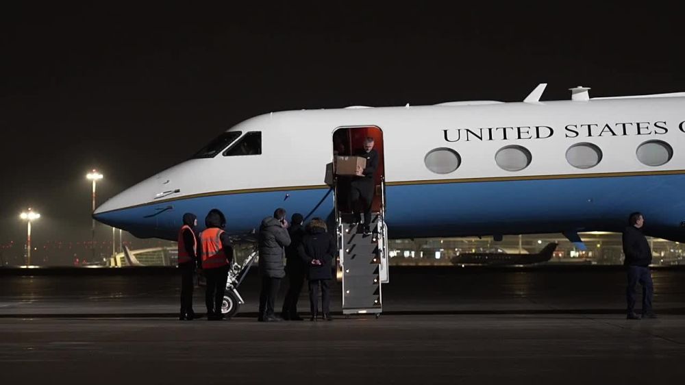 Видео обмена освобожденных Фогеля и Винника