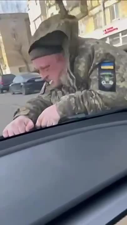  :      