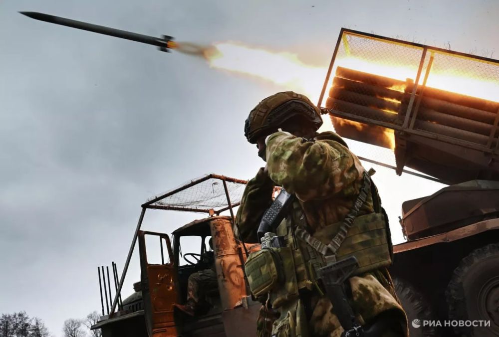 0 Что произошло за ночь?. • над российскими регионами за ночь сбили 49 вражеских дронов – Минобороны России; • семь самолетов ушли на запасные аэропорты из-за тумана в Сочи – Росавиация; • поставки гуманитарной помощи в...