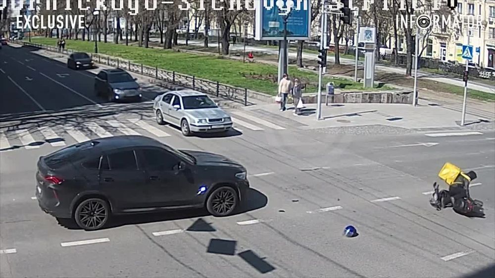 .     BMW       Glovo