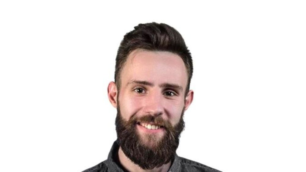  :            