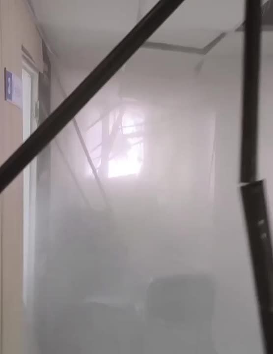  : ,     -       