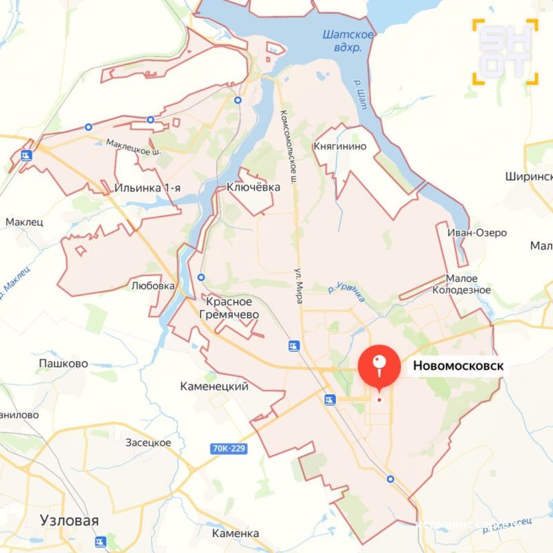 Взрывы гремят в небе над городом Новомосковск в Тульской области