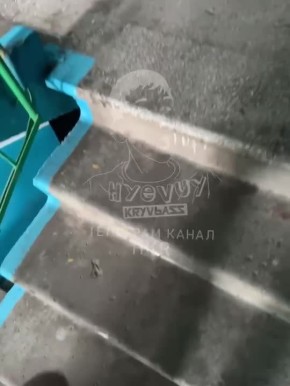  :    