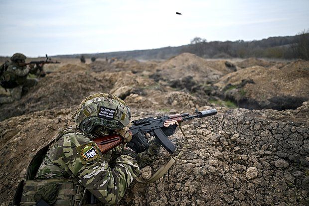 Коц: Взятие Зеленого Поля говорит о зачистке южнодонецкого направления от ВСУ