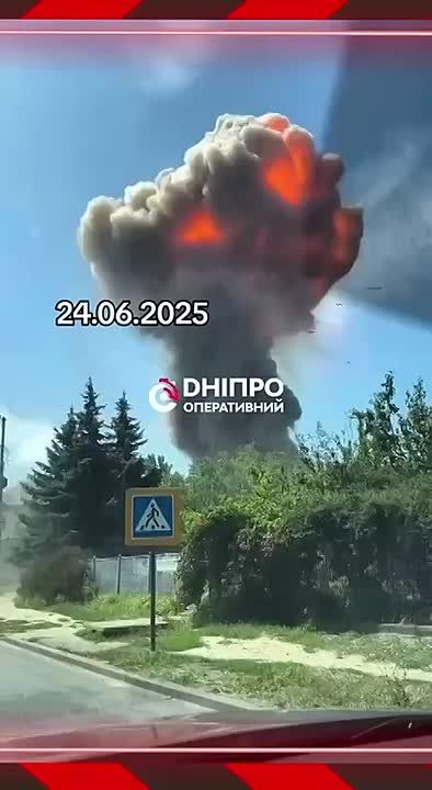  : ,          
